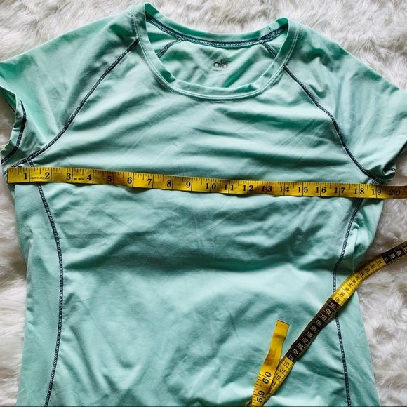 ALO Yoga Top XXL - Picture 7 of 8